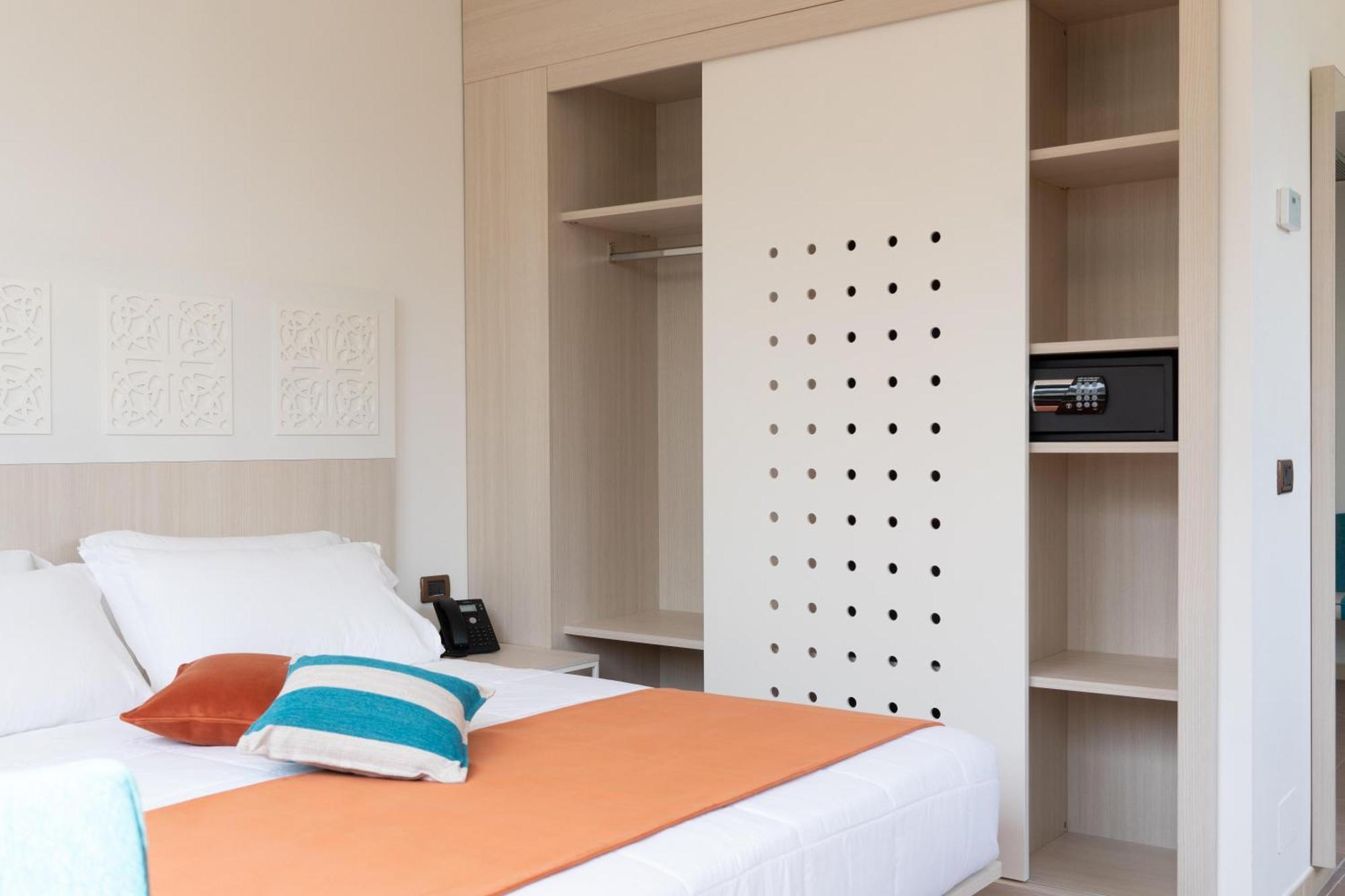 Porto Giardino - Cdshotels Monopoli Bagian luar foto